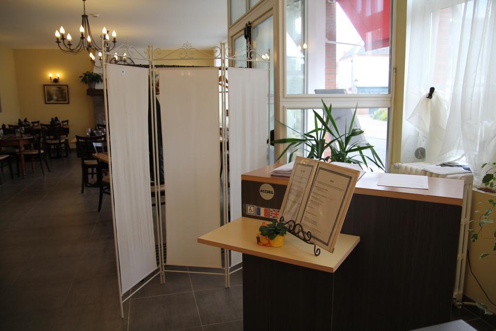 Hotel La Madeleine à Saint-Benoît-sur-Loire Extérieur photo